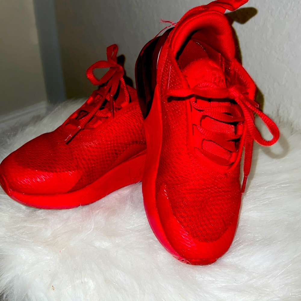 Nike air max 270 boys size 13 red